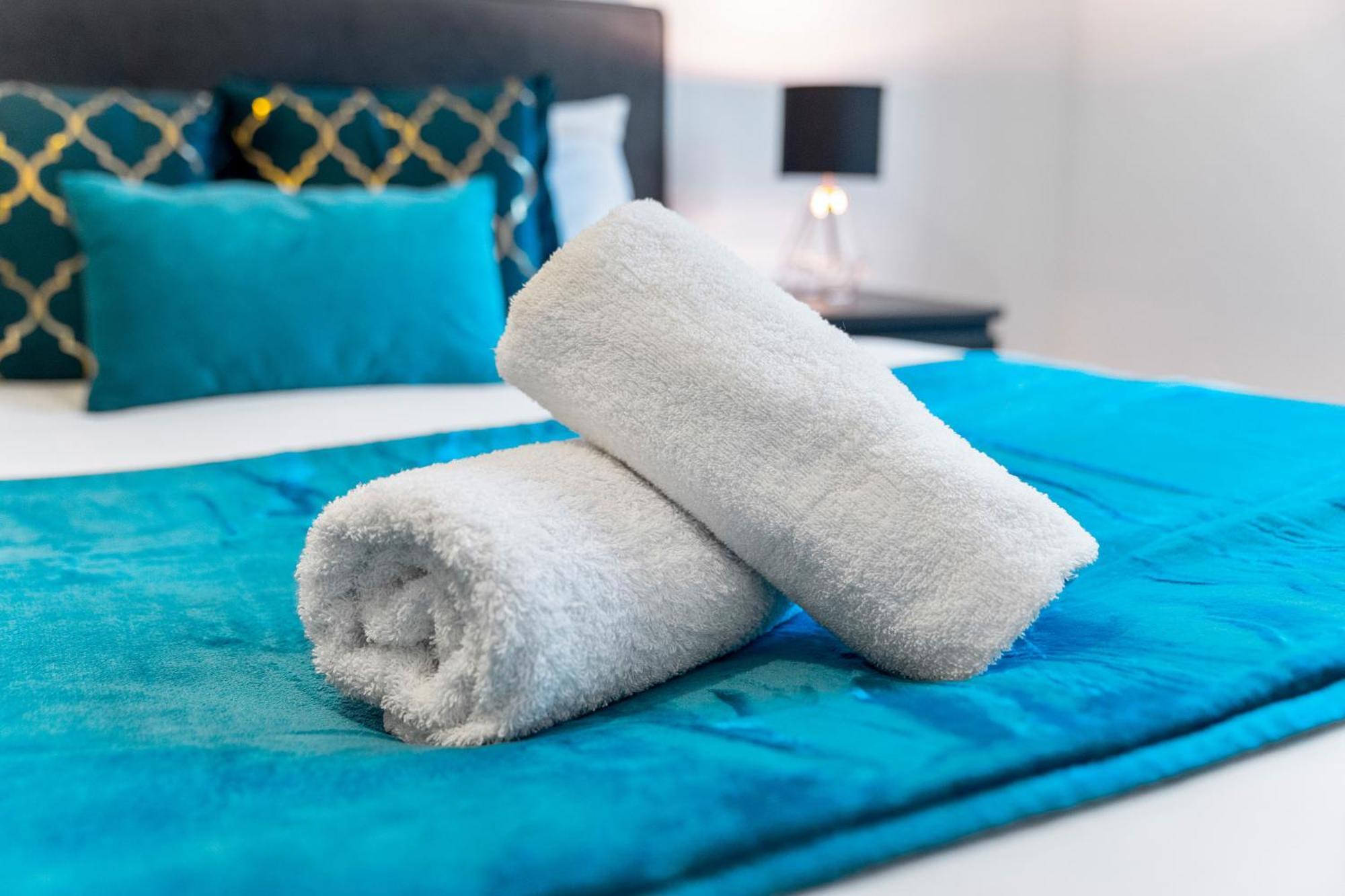 New Luxe Apartment - Secure Parking - Birmingham City Centre - Netflix - Wifi - Top Rated - 54M Экстерьер фото