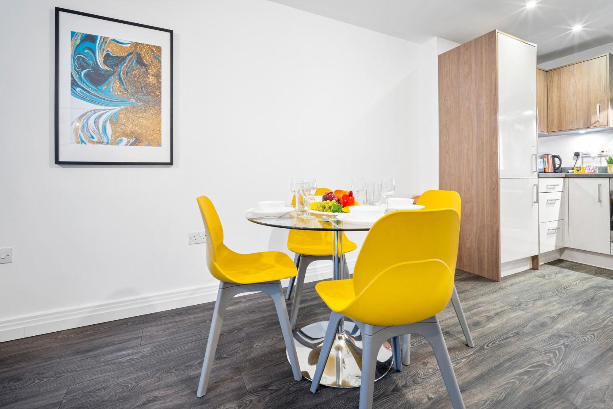 New Luxe Apartment - Secure Parking - Birmingham City Centre - Netflix - Wifi - Top Rated - 54M Экстерьер фото